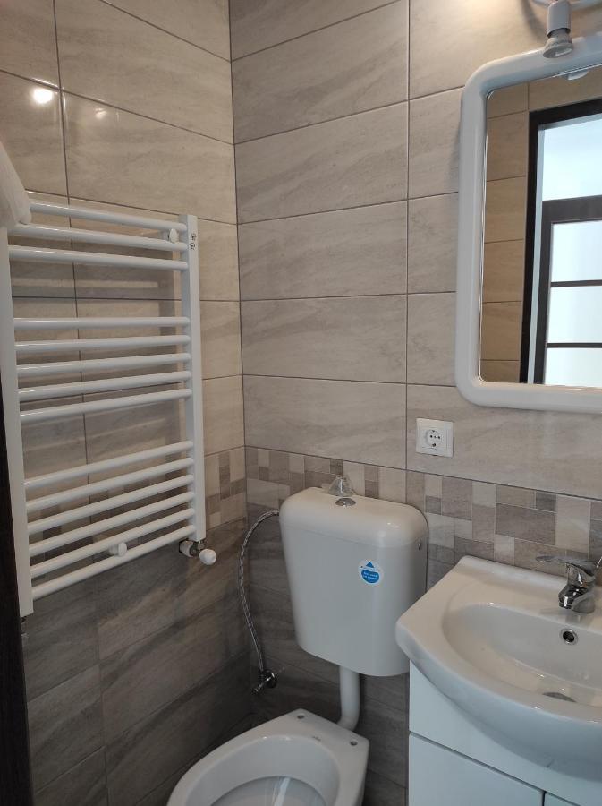 Garsoniera Cocheta Zona Coresi Mall Μπρασόβ Εξωτερικό φωτογραφία