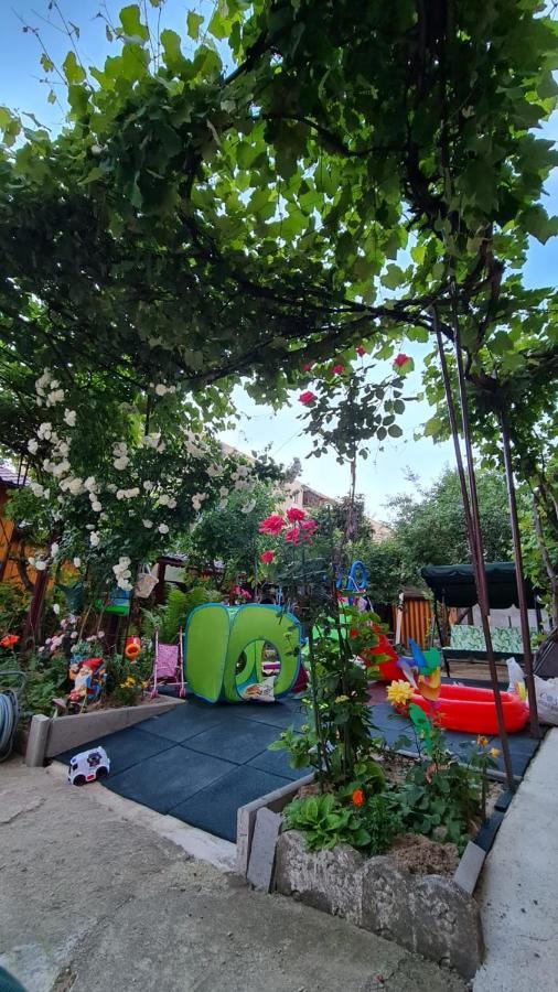 Garsoniera Cocheta Zona Coresi Mall Μπρασόβ Εξωτερικό φωτογραφία